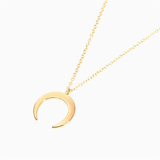 Jewelry Moon Necklace Women's Clavicle Chain Electroplated Gold Silver Crescent Pendant