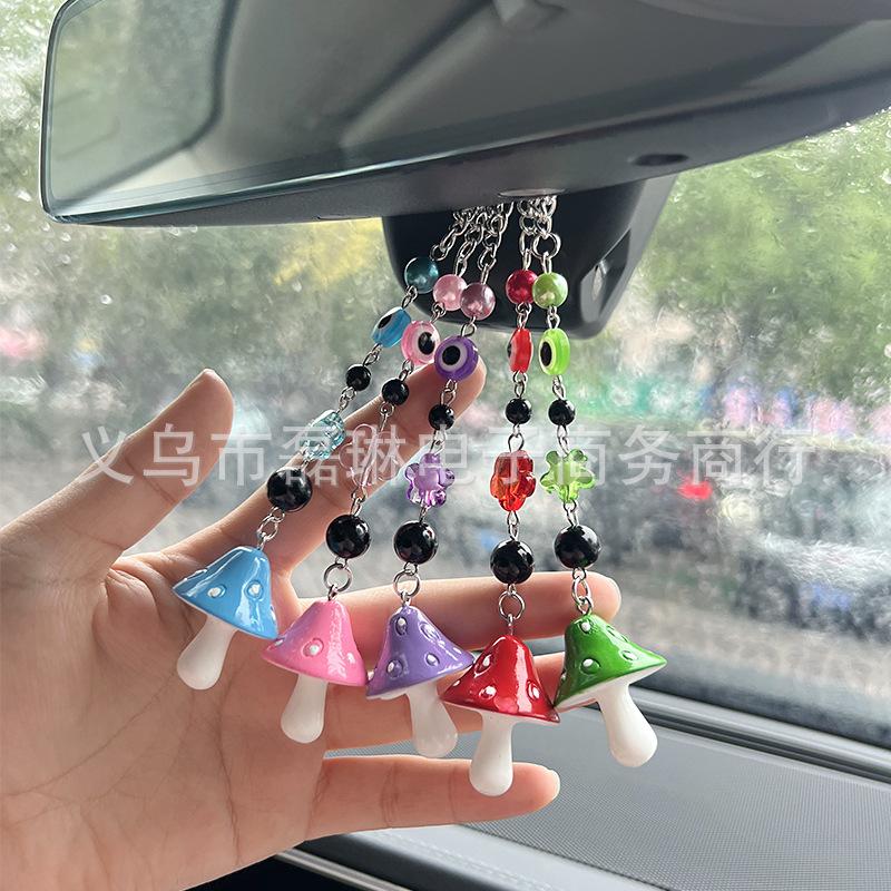 Fashion cartoon resin color small mushroom creative key chain men and women car bag key chain pendant