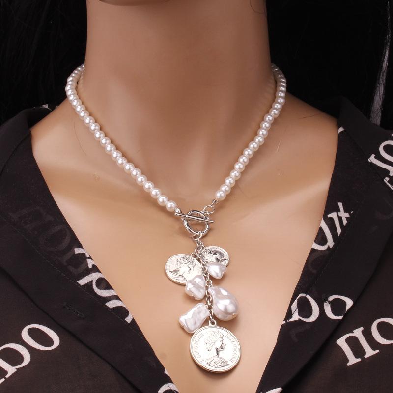 Vintage Baroque Irregular Tassel Imitation Pearl Necklace Beaded Chain Figure Coin Pendant Necklace