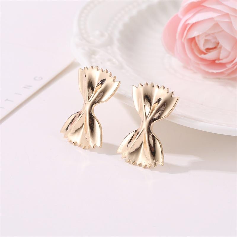 Fashion Earrings Creative Bowknot Metal Stud Earrings Literary Sweet Folding Candy Paper Ladies Earrings