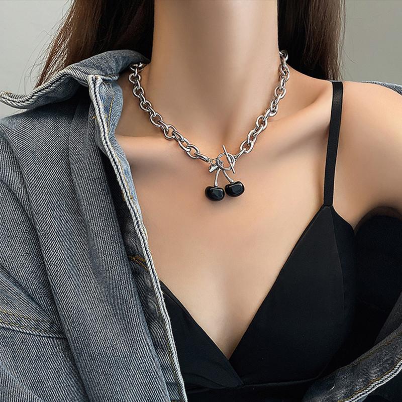 Black Cherry Necklace Female Ins Diablo Girls Clavicle Chain Ins Retro Net Red Necklace Jewelry