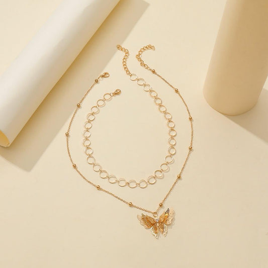 Personalized three-dimensional super fairy hollow multi-layer butterfly pendant necklace creative round mesh metal collarbone necklace