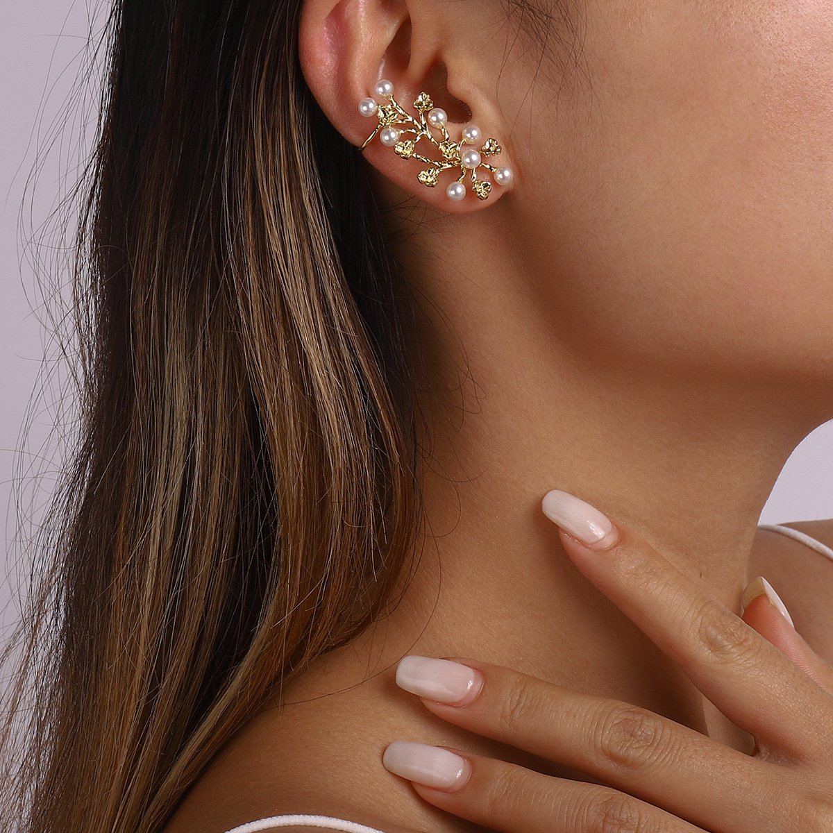 E1418 Internet celebrity simple pearl earrings retro fashion metal ear clip sweet personality earrings