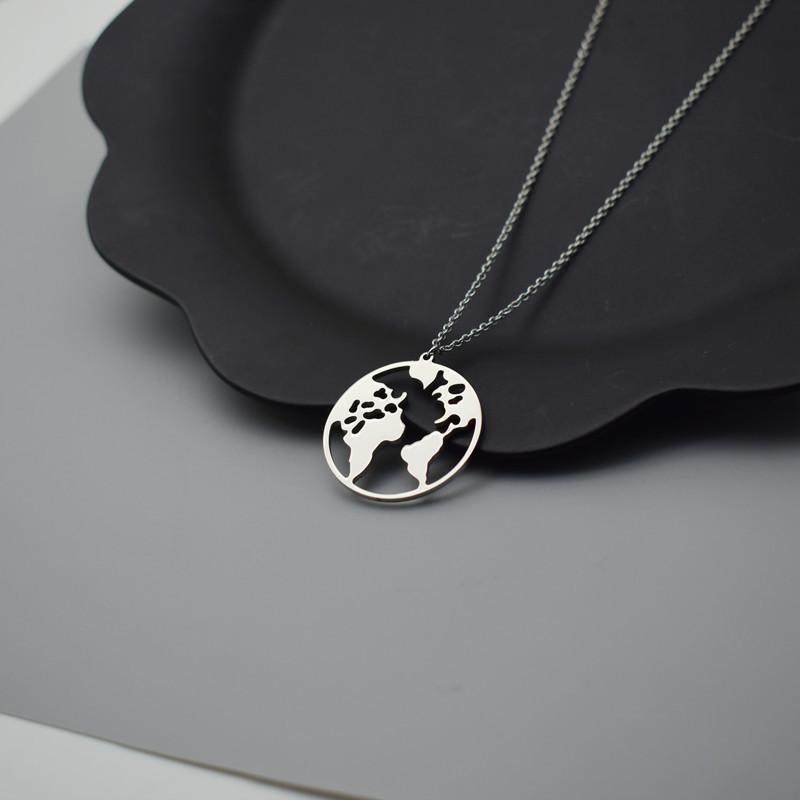 Simple Geometric Pendant Women's World Map Necklace Map Pendant