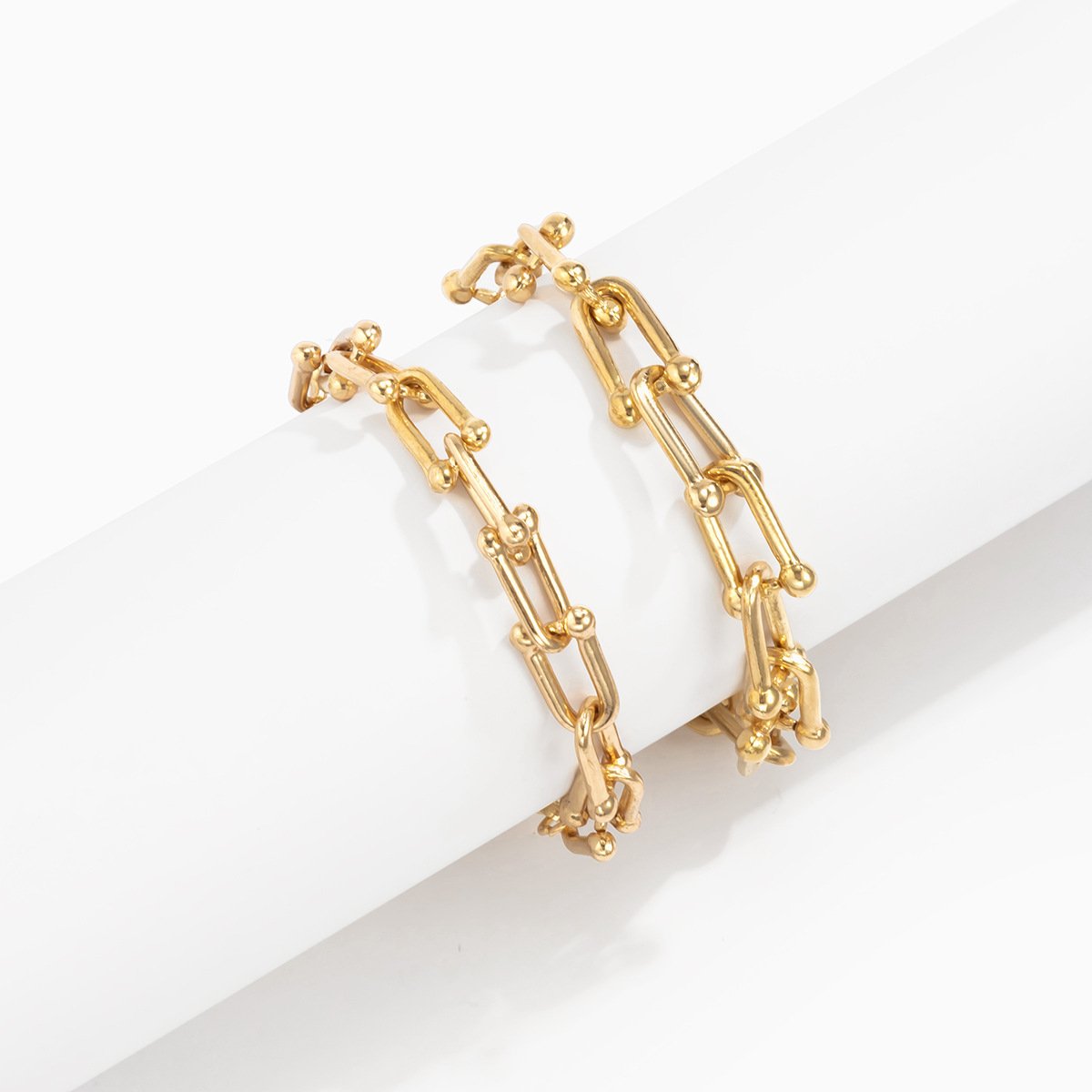 Hip-hop Retro Metal U-shaped Buckle Chain Bracelet Female Fashion Street Shot Geometric Hand Decoration Set