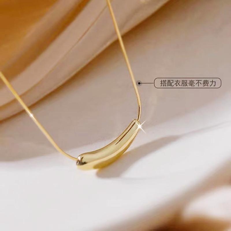 Niche design sense small eggplant necklace women's titanium steel clavicle chain fashion personality pendant ins cold necklace