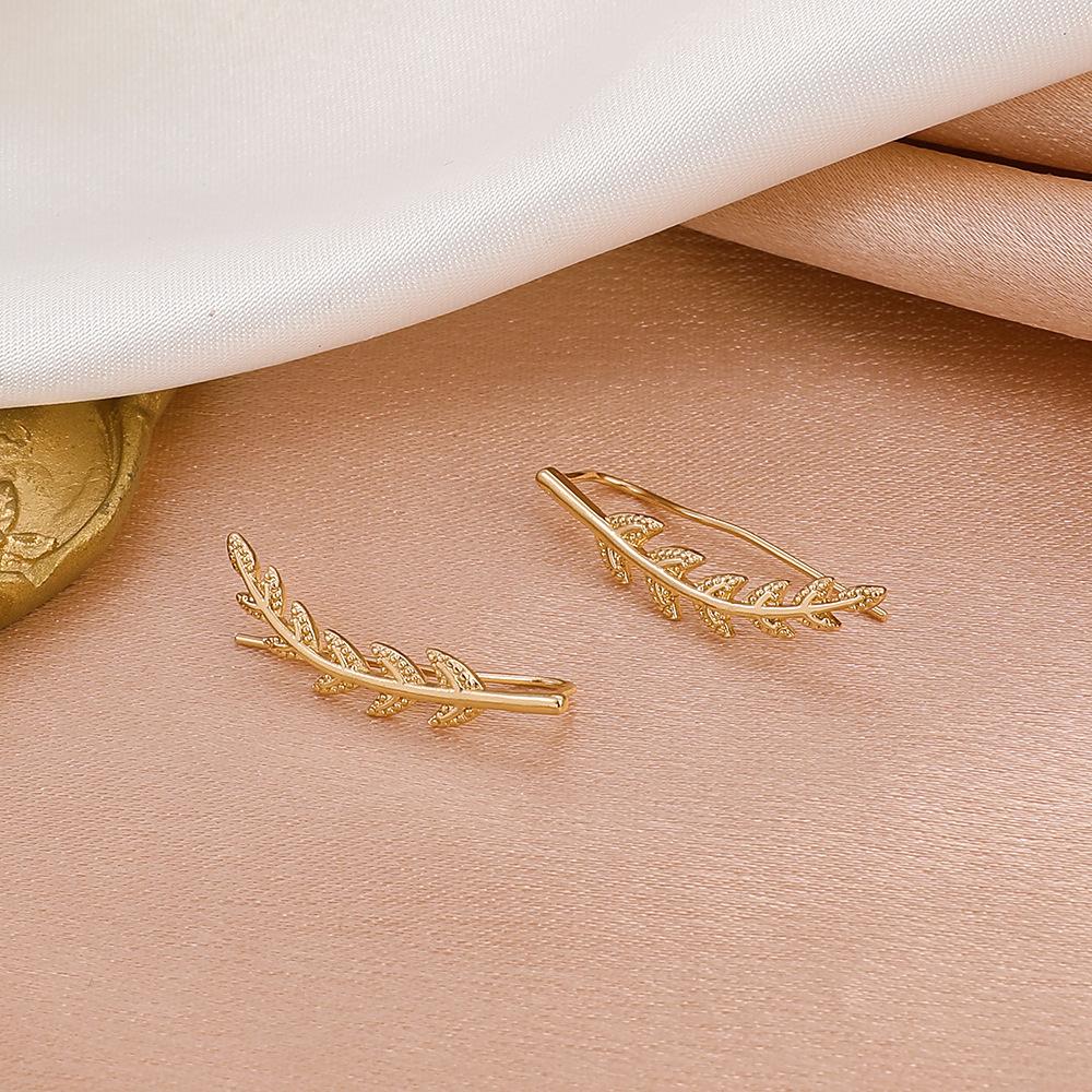 Simple fashion metal hole-free ear clip net red star leaf zircon U-shaped ear bone clip niche earrings for women