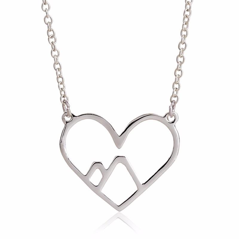 Explosive jewelry simple love peach heart hollow mountain necklace empty peach heart mountain pendant clavicle chain