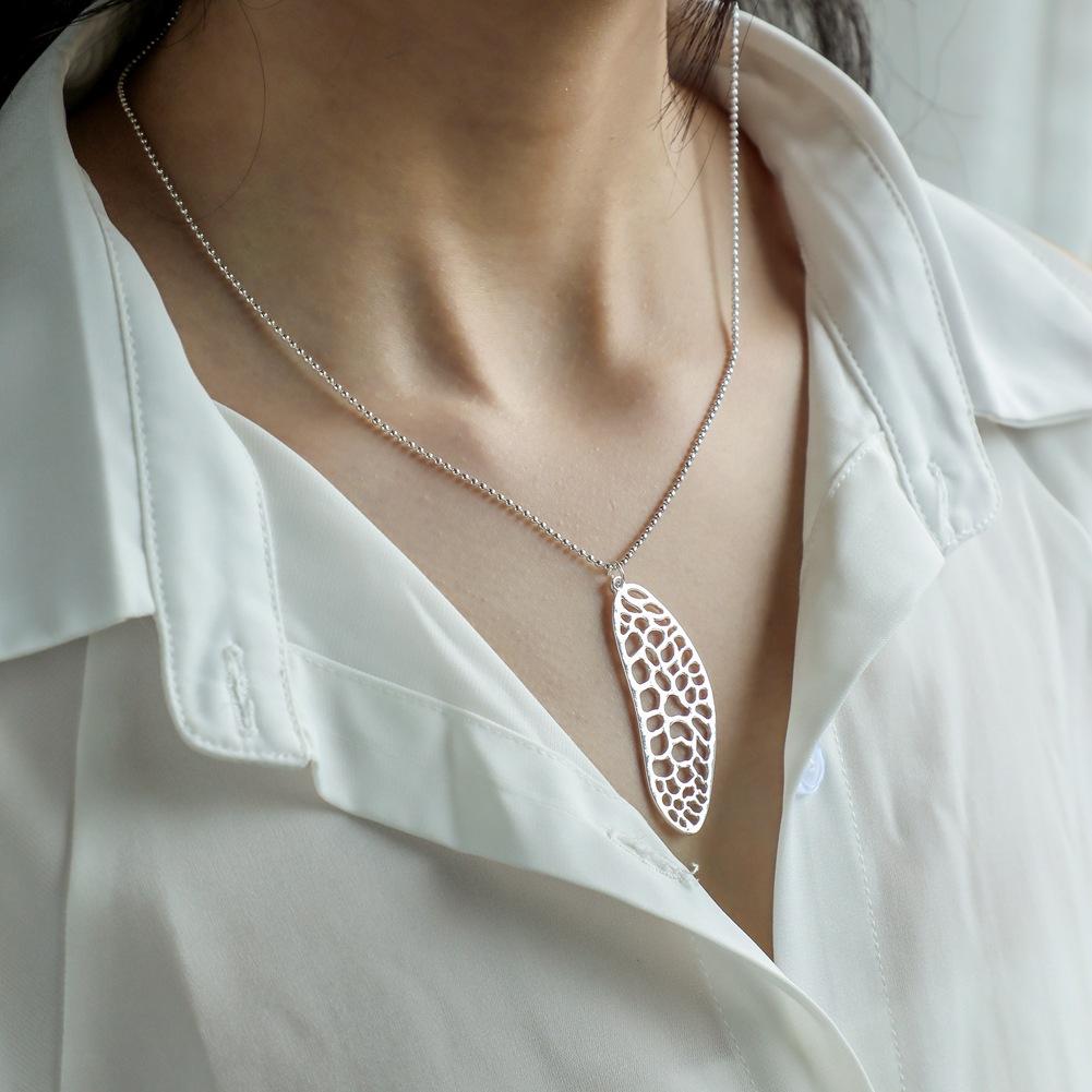 Retro Necklace Simple Hollow Multicolor Dragonfly Wings Fashion Pendant Necklace Jewelry