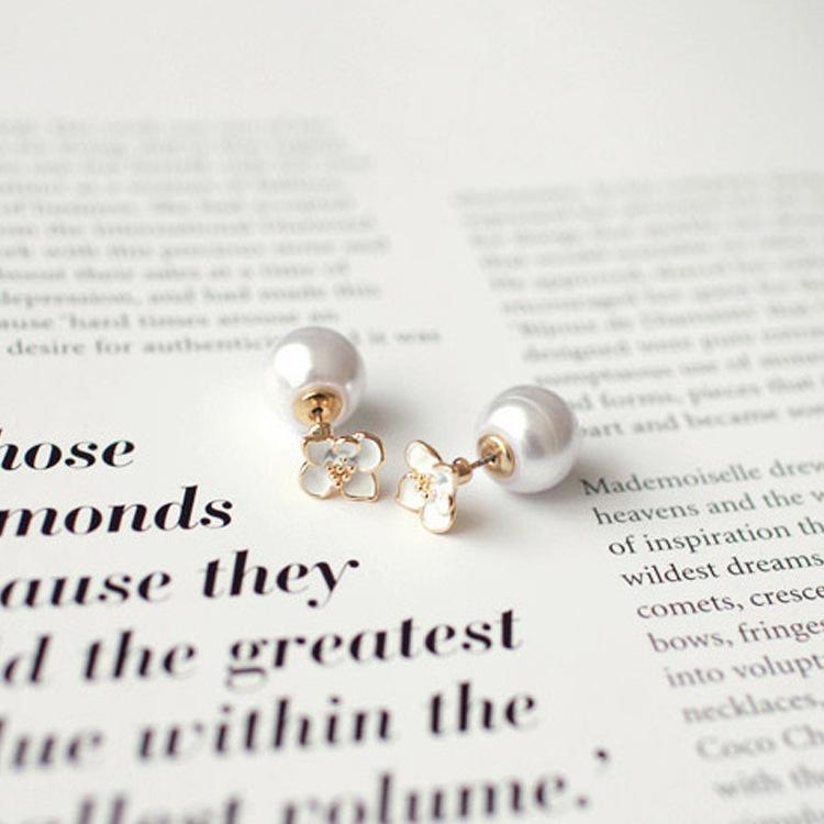 Double-sided wearing earrings temperament small Zou chrysanthemum flower pearl earrings stall earrings