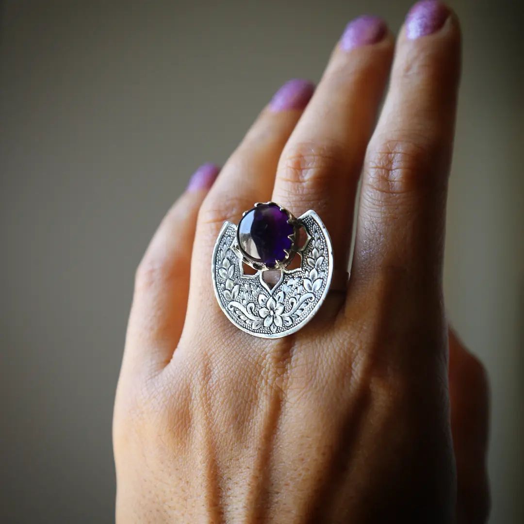 Retro purple gemstone ring Bohemian ethnic carving flower fan-shaped index finger ring ins jewelry