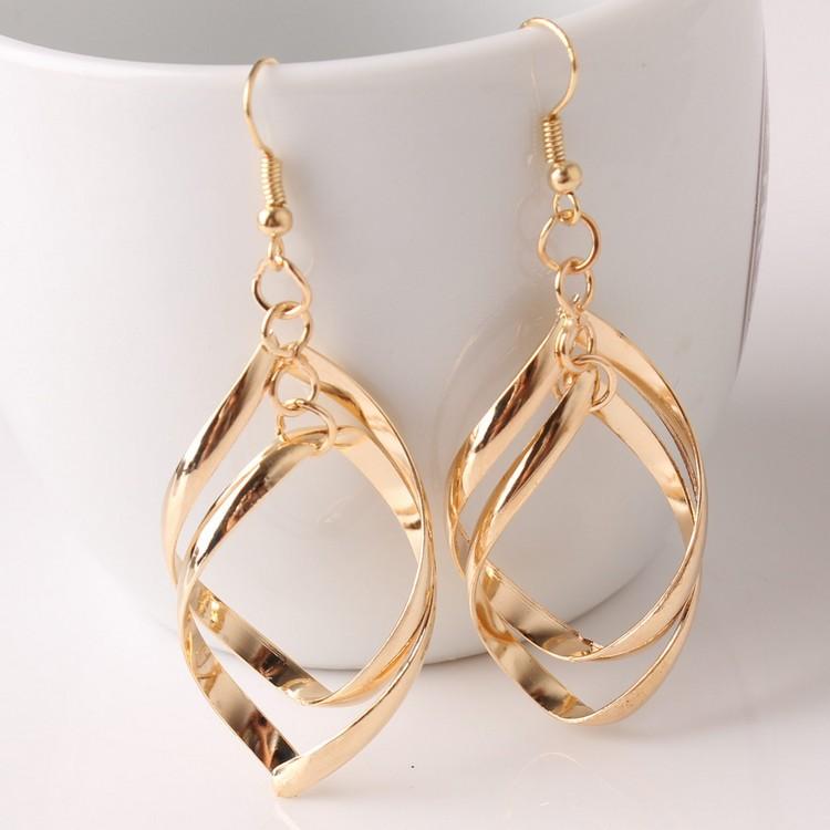 Classic Fashion Super Shiny Alloy Stud Earrings Twisted Rhombus Multilayer Earrings Double Hoop Lady Earrings