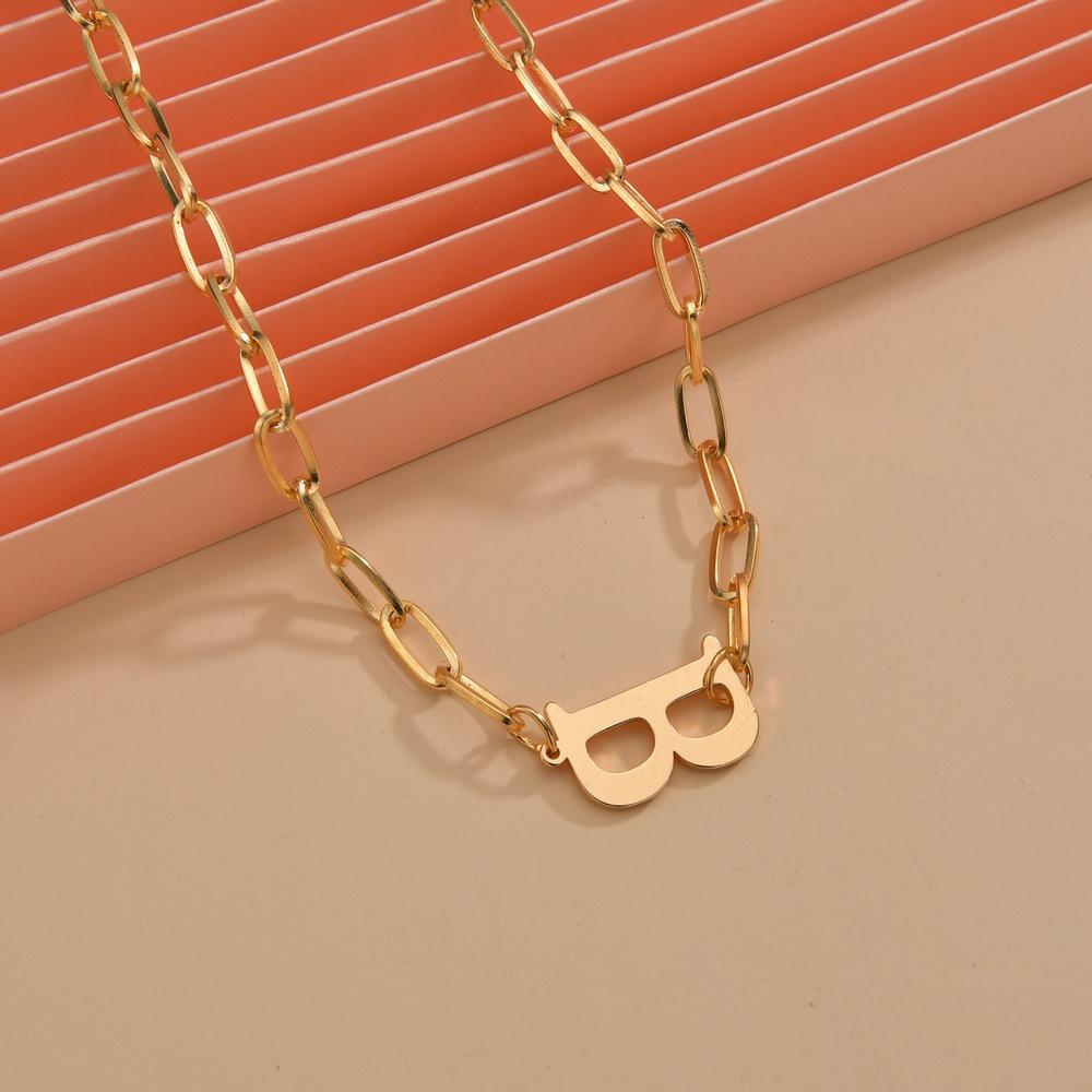 Personality simple temperament retro design sense B letter necklace short sweater chain geometric chain female