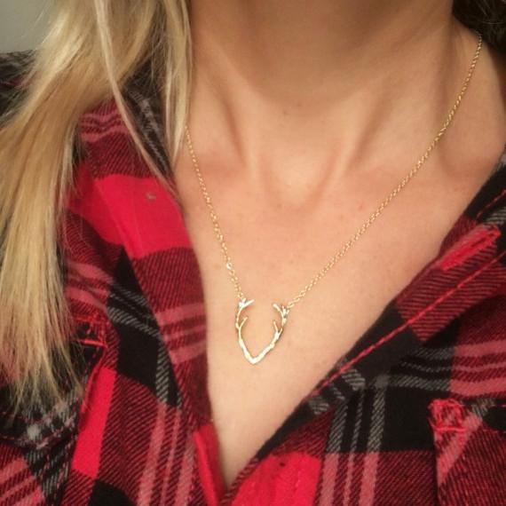 Simple popular jewelry explosive elk horn alloy necklace short clavicle chain