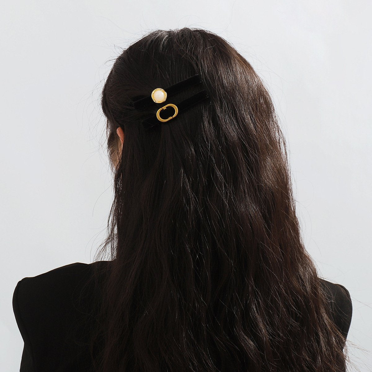 F532 French light luxury retro velvet word clip cute temperament side clip micro-inlaid resin rhinestone duckbill clip female