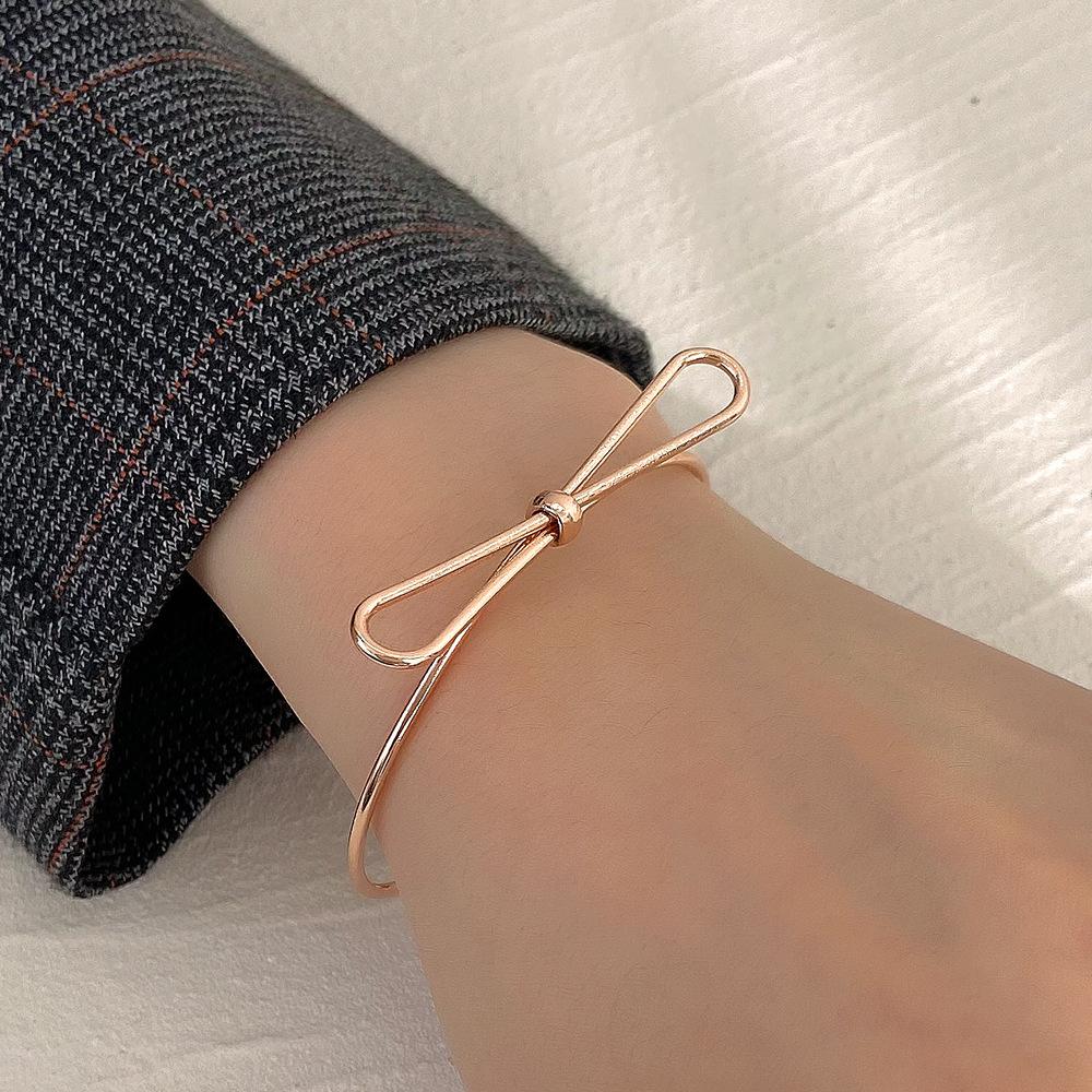 ins simple hollow bow bracelet female fashion temperament niche design metal geometric opening bracelet