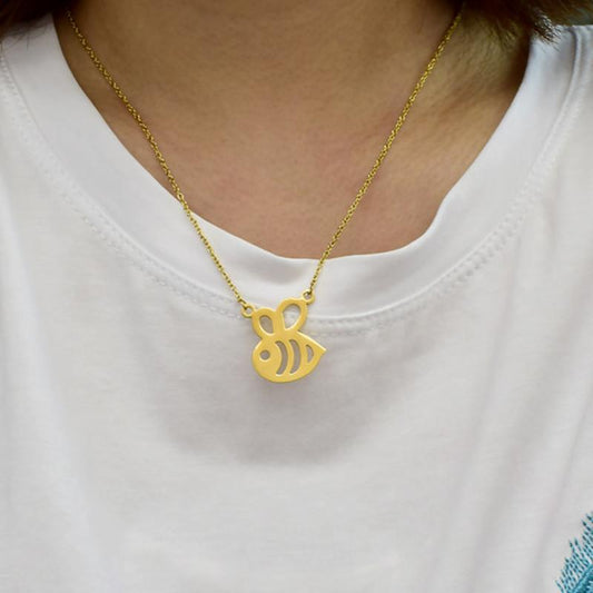 Personality Titanium Steel Bee Necklace Female Fashion Simple Honeycomb Insect Animal Clavicle Chain