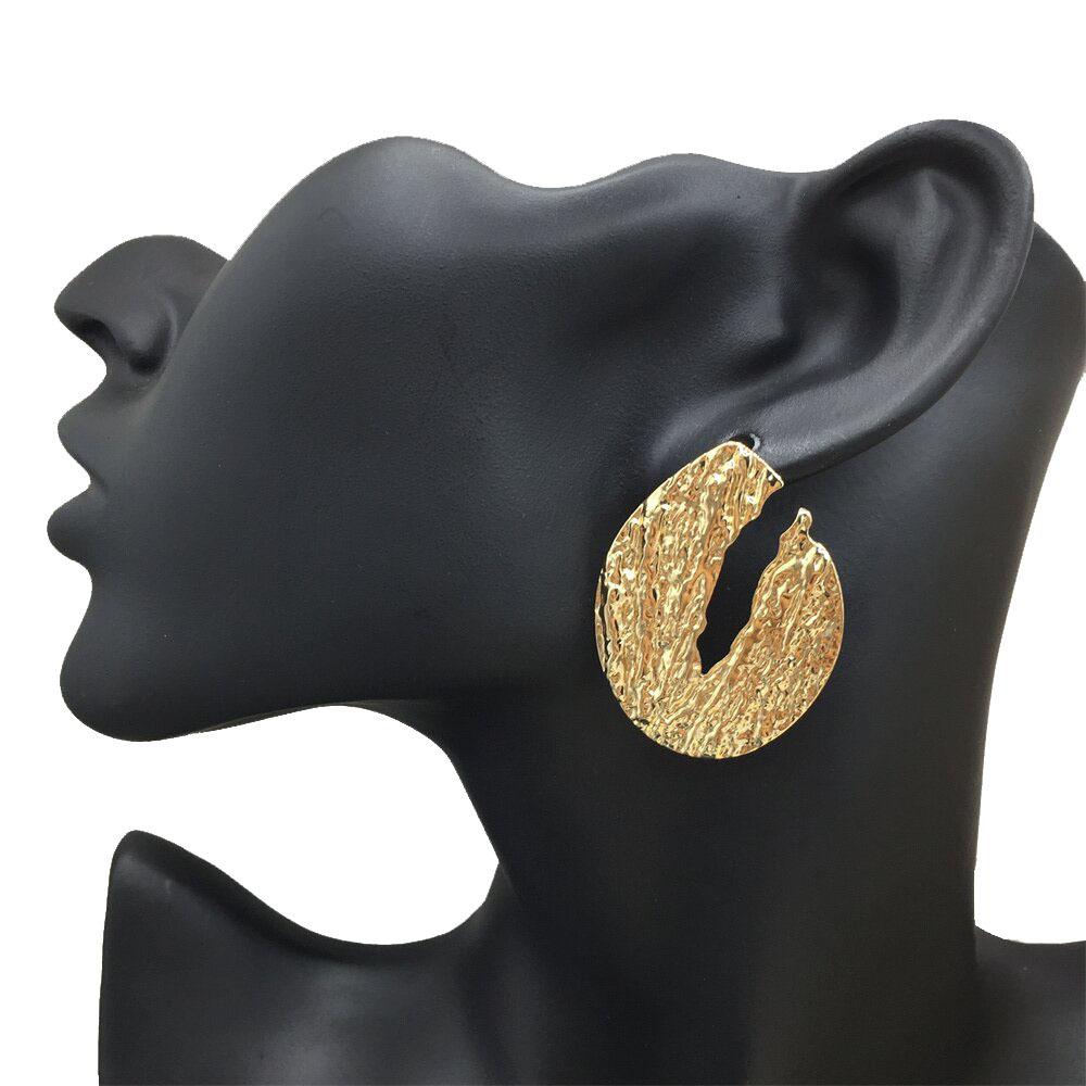 Wrinkled flake U-shaped leaf stud earrings popular jewelry Indian gold earrings