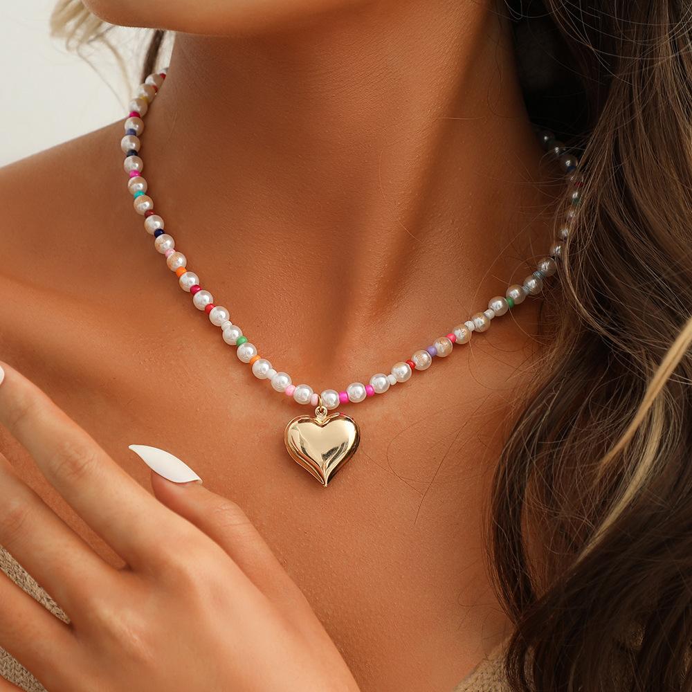 Bohemian colorful rice beads pearl heart rainbow short necklace collarbone chain necklace cute fashion all-match accessories