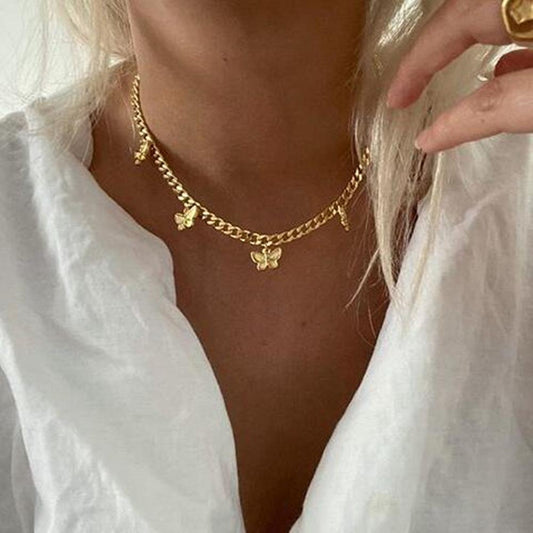 Ins Fashion Retro Gold Butterfly Pendant Necklace Popular Short Necklace Clavicle Chain