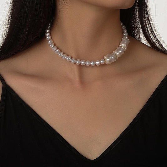 French pearl necklace year female clavicle chain ins short temperament simple niche design sense necklace