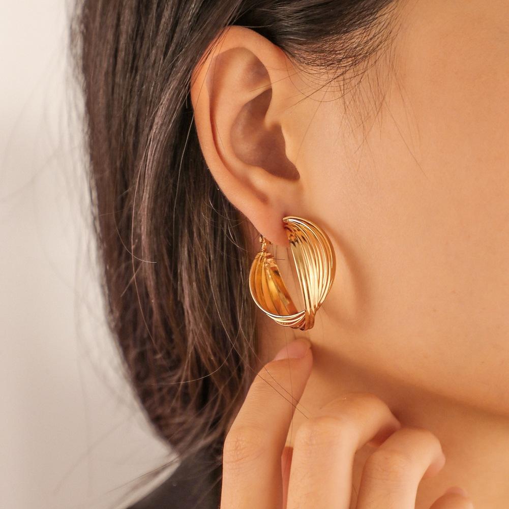 Retro Hong Kong C-Shaped Earrings Frosty Cross Metal Line Simple Earrings Jieyue Jewelry