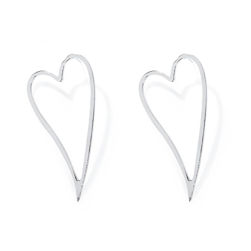 Personality Hollow Heart Earrings Simple Temperament Metal Peach Heart Stud Earrings