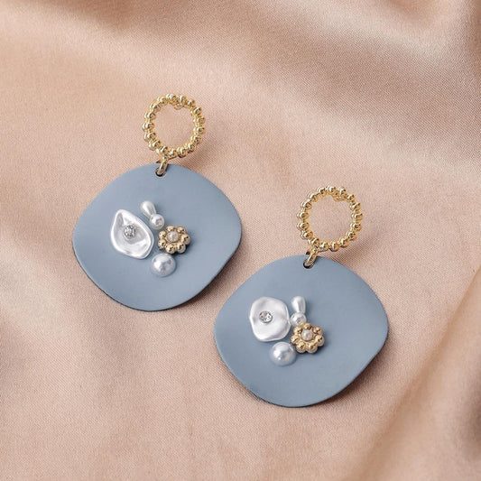Irregular geometric round shell inlaid pearl flower earrings niche simple temperament earrings retro trendy accessories