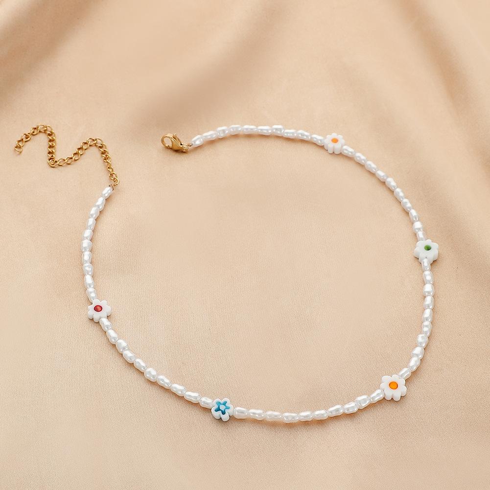 Fashion Personality Creative Handmade Baroque Small Flower Short Clavicle Chain Simple Pearl Necklace For Women