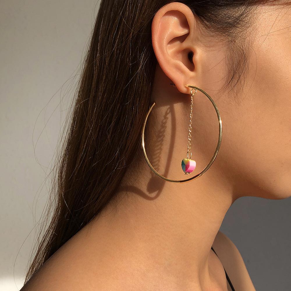 E115 Simple geometric earrings colorful love creative chain C-shaped earrings retro niche earrings women