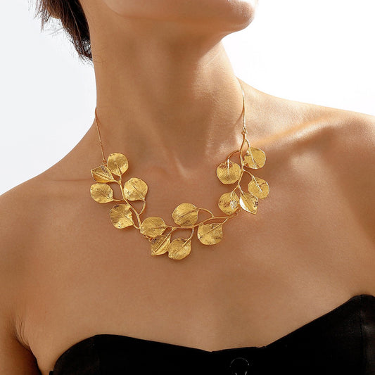 N1854 jewelry creative personality temperament metal necklace ZA leaves exaggerated personality necklace