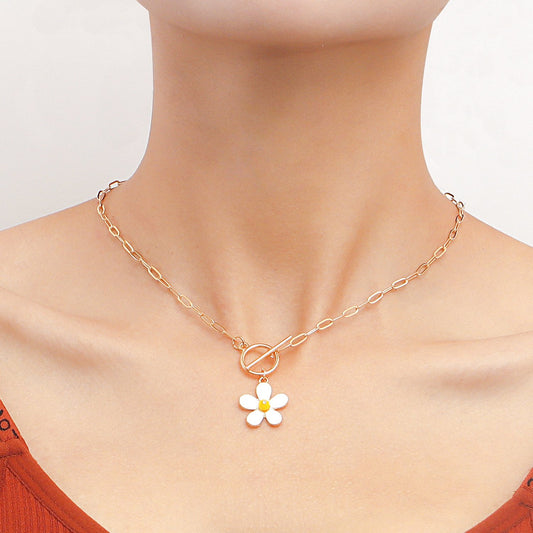 JewelrySimple FlowersFresh and SweetClavicle Chain NecklaceNortheast VersatileLight LuxuryNatural Necklace