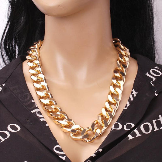 Jewelry exaggerated big thick chain metal decorative necklace female tide INS short collarbone chain