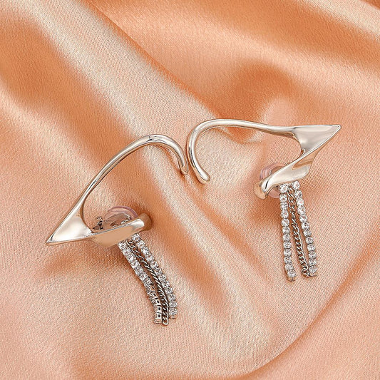 Internet celebrity niche design elf tassel ear clip fashion temperament sweet no hole ear bone clip personality simple ear hanging trend