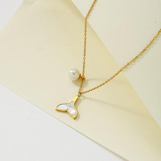 Light luxury fishtail female pearl necklace natural freshwater white mother-of-pearl clavicle chain niche simple pendant for girlfriend gift