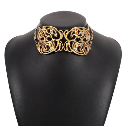 N188ZA Exaggerated Hollow Flower Carving Personality Necklace Tribal Heavy Industry Geometric Retro Elegant Necklace