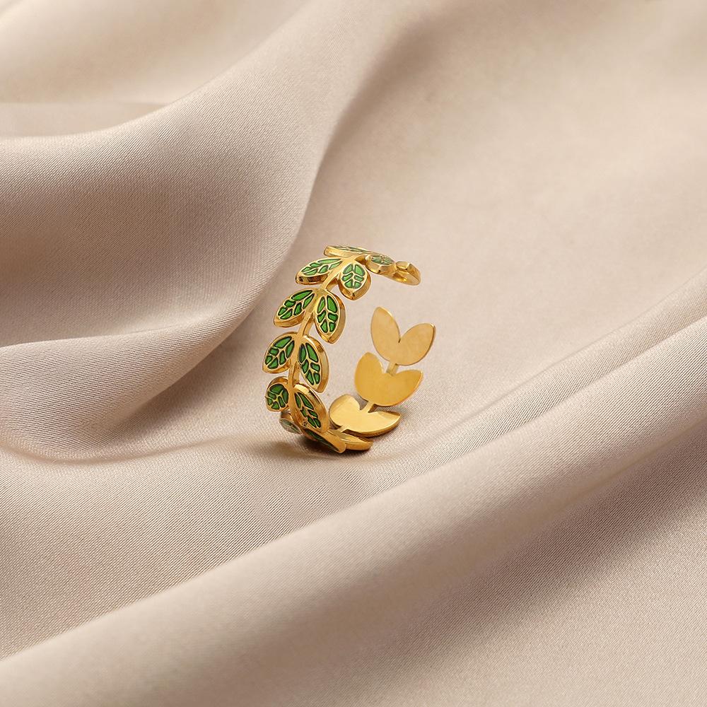 Fashion and simple temperament stainless steel wheat ears opening ring dripping oil green ring ladies jewelry