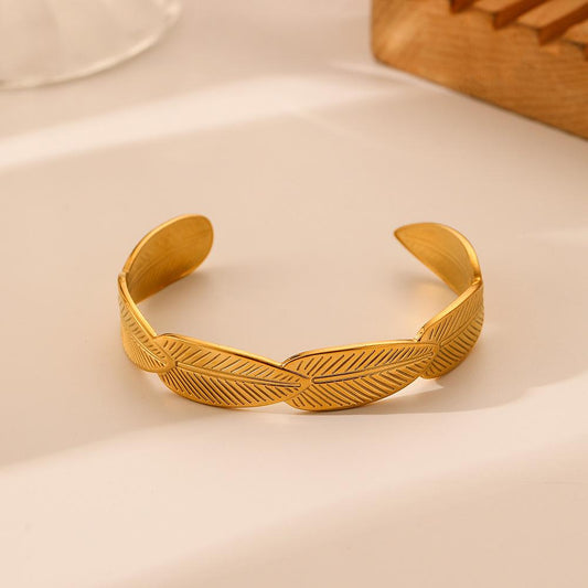 Fashionable high-end temperament stainless steel opening women's feather leaves all-match natural bracelet