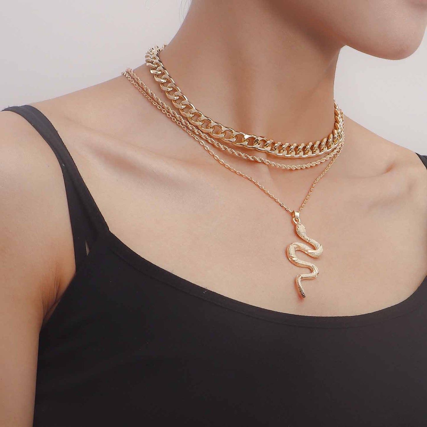 Jewelry ins popular snake-shaped element necklace female minority design sense ancient snake pendant necklace necklace