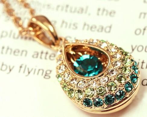 Crystal Pendant Angel Teardrop Necklace Hollow Color Diamond Clavicle Chain Jewelry