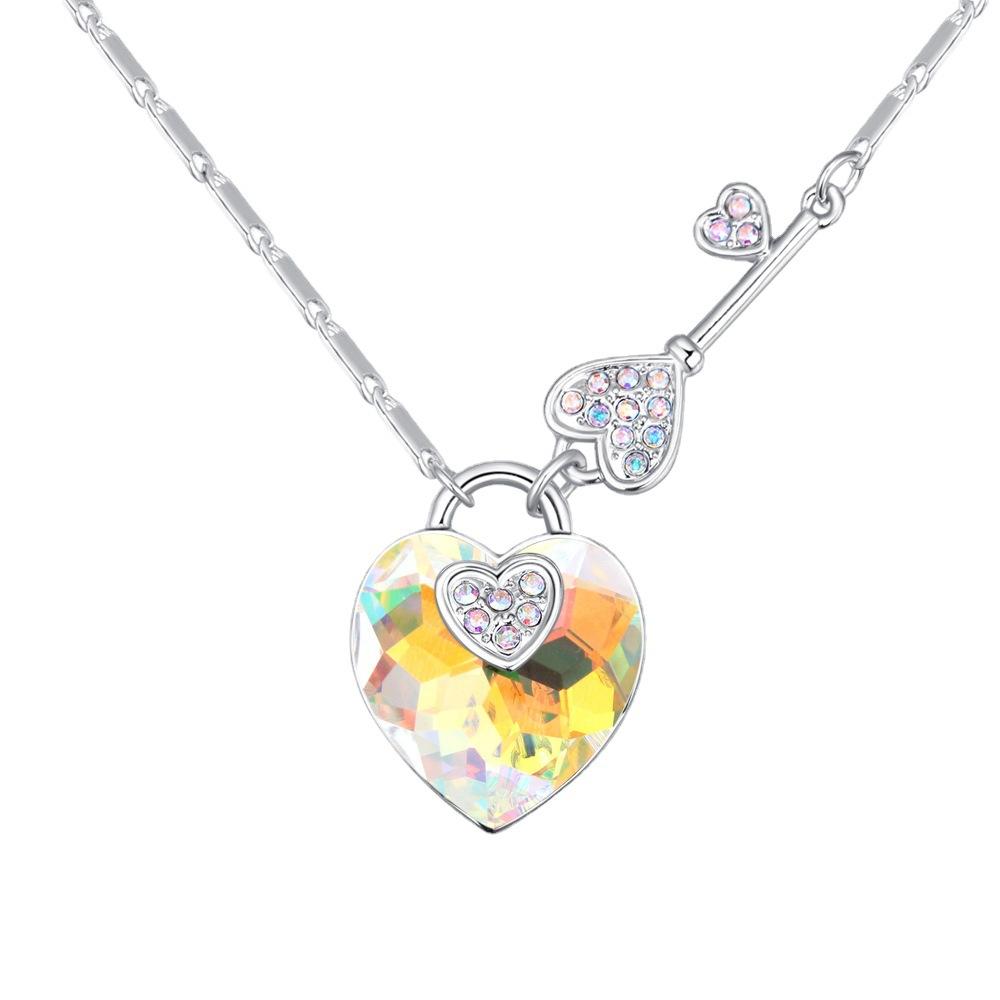 Fashion Ladies Key Love Shape Color Crystal Pendant Necklace Temperament Jewelry