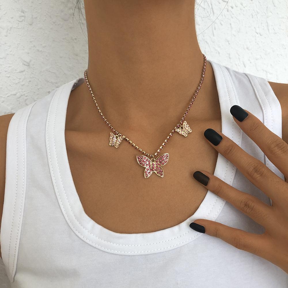 N9244 Personality Hip Hop Diamond Butterfly Necklace Fashion Retro Art Necklace Creative Geometric Necklace Female