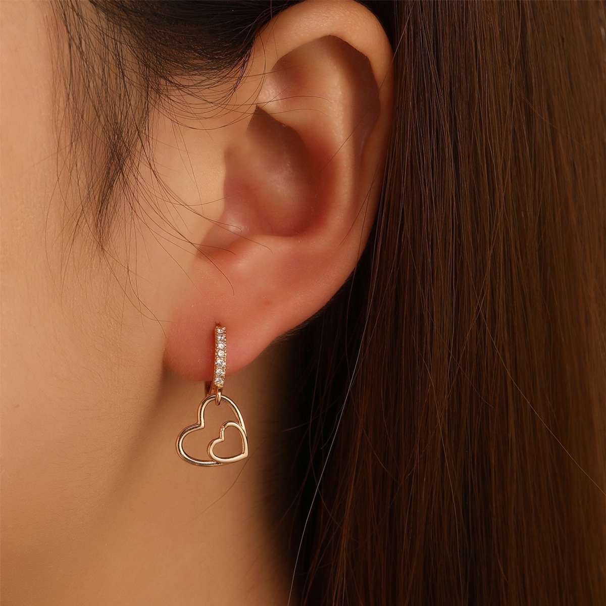 ins simple copper inlaid zircon peach heart earrings high-end sense hollow double love earrings trendy autumn and winter