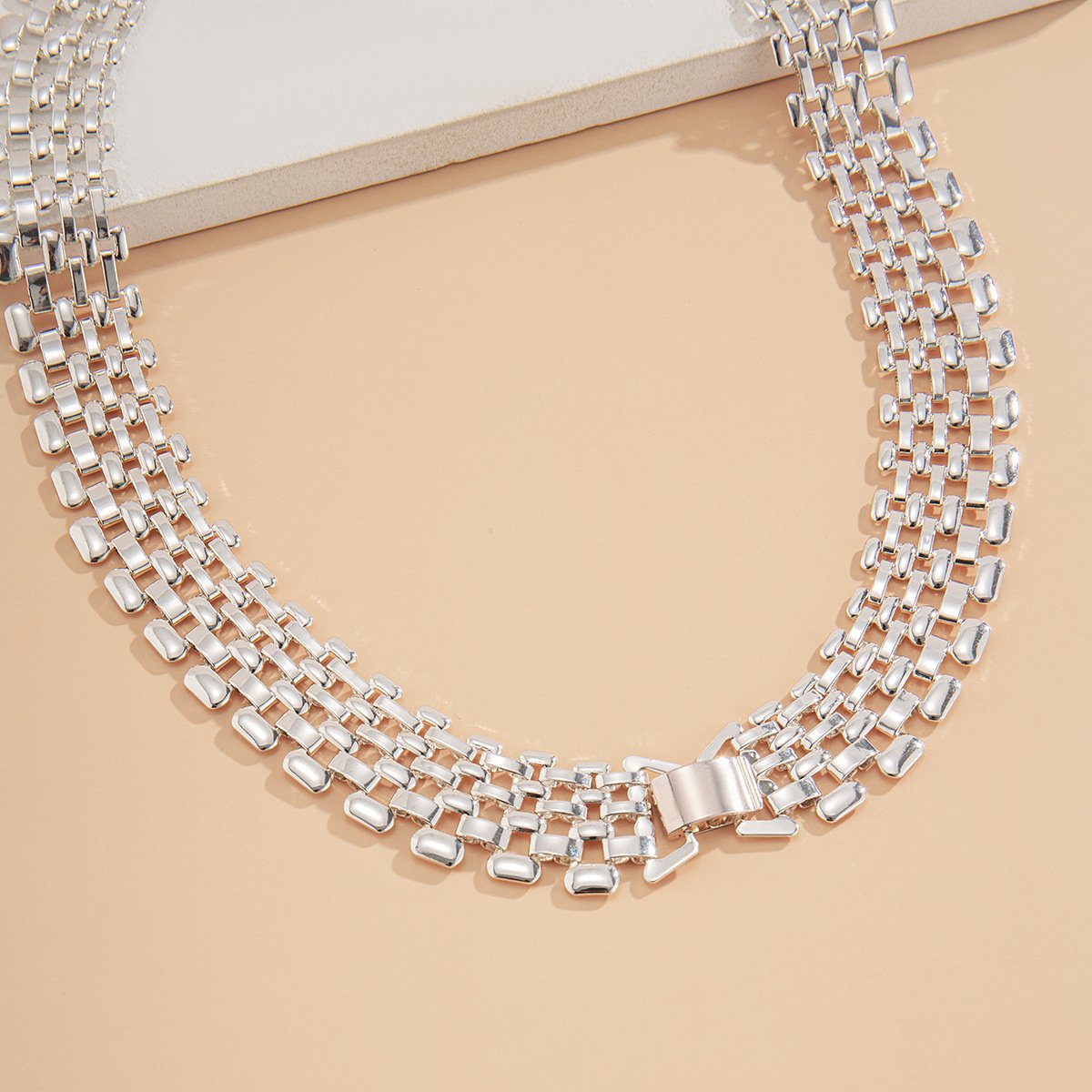 Jewelry Exaggerated Atmosphere Hollow Chain Necklace Female Punk Hip Hop Silver Wide Chain Necklace
