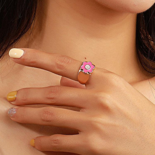 Ins fashion simple love flower ring personality cute metal geometric fun index finger ring