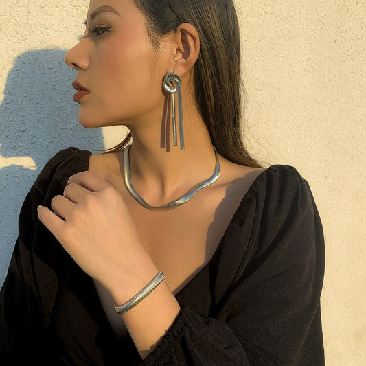 Jewelry Punk Metal Texture Snake Bone Chain Necklace Female Retro Trend Knotted Chain Necklace