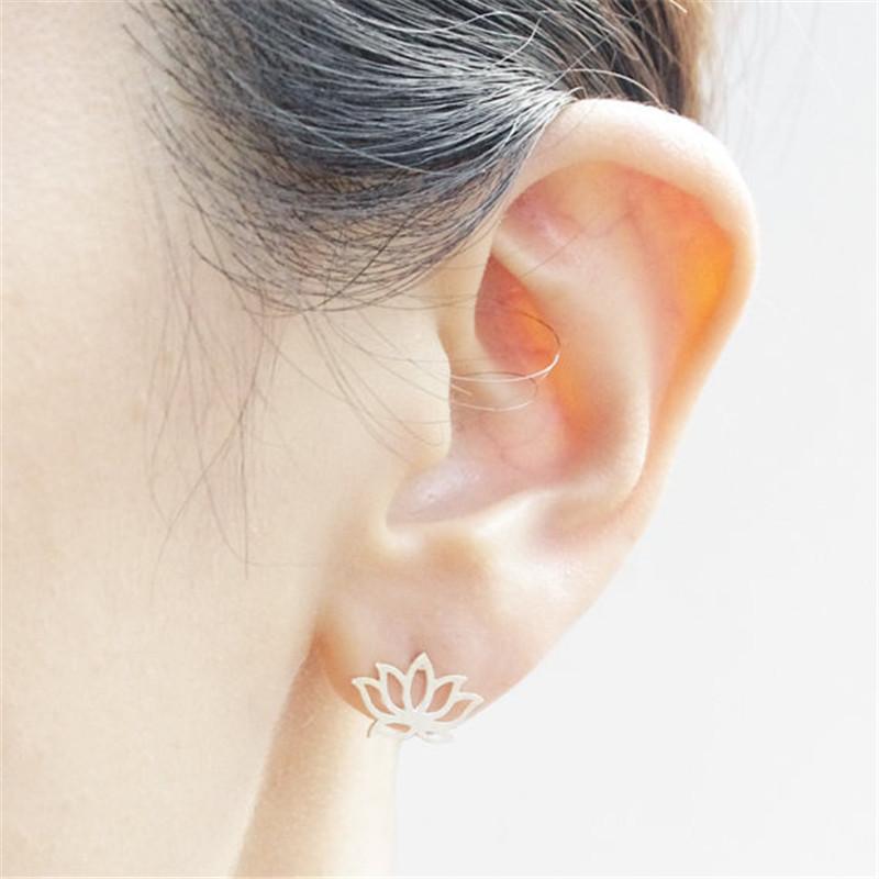 Jewelry Simple Fashion Hollow Lotus Flower Stud Earrings Ladies Cute Earrings