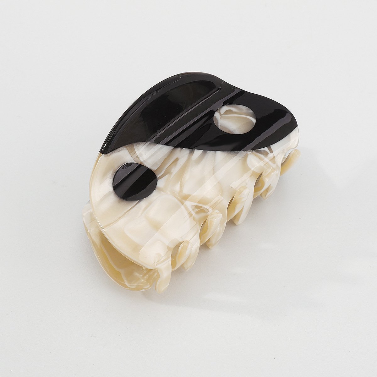 F4433 Acetic acid plate creative personality Tai Chi Yin Yang gossip grabbing clip hit color minority national disk hair shark clip