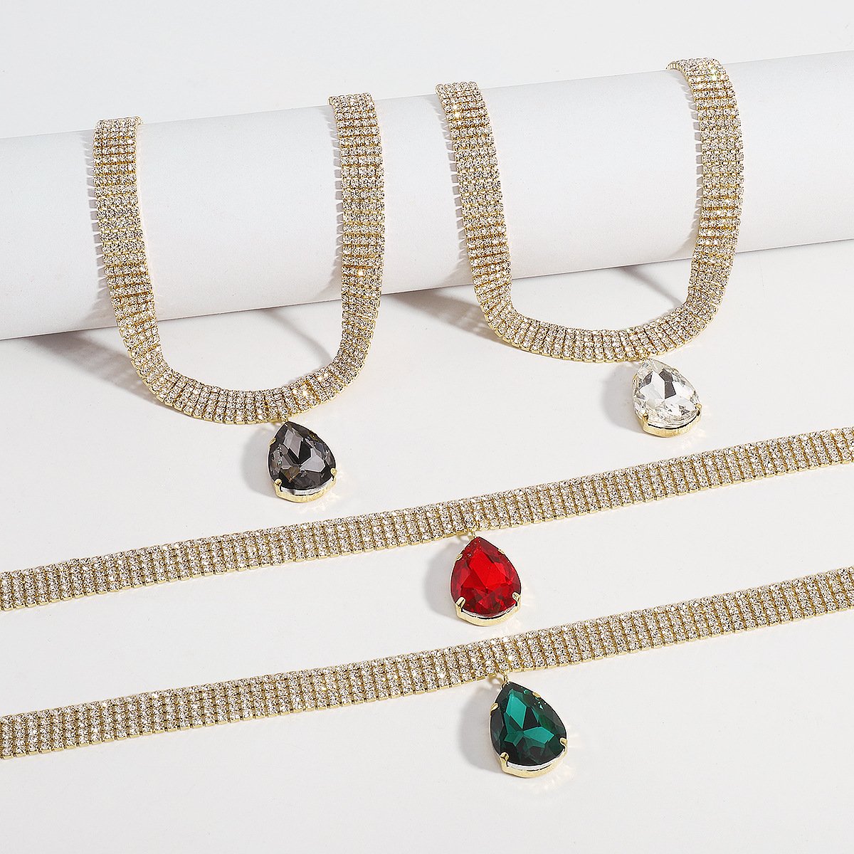 N1877 French Elegant Retro Drill Necklace Exaggerated Light Luxury Fashionable Small People Indifferent Necklace Women