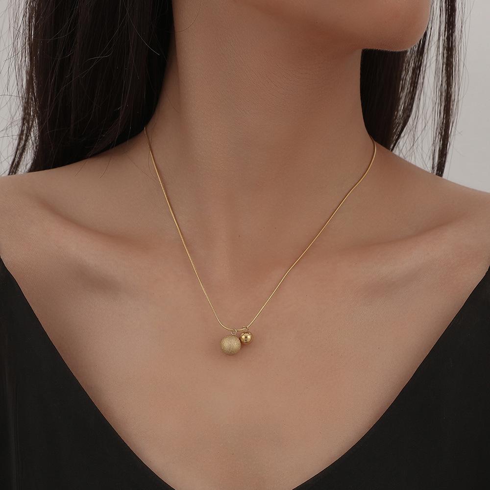 Sexy Simple Stainless Steel Small Golden Bean Necklace Titanium Steel Trendy Elegant Snake Bone Chain Clavicle Necklace For Women